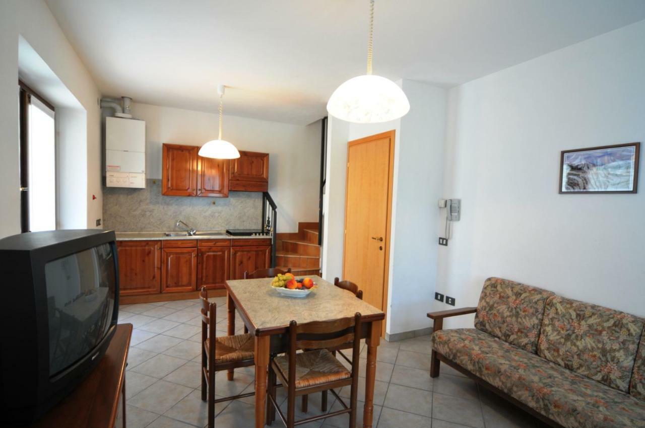 Residence Cirese Borno Eksteriør billede